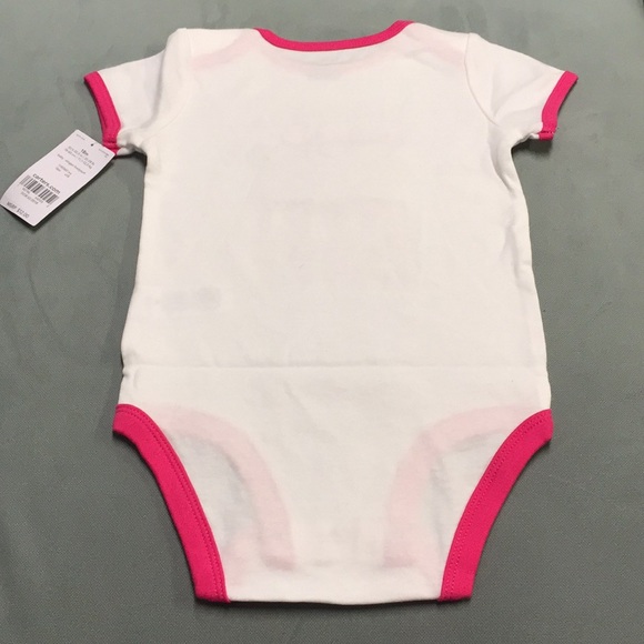 BNWT CARTER'S "1ST MOTHER'S DAY" ❤️ONESIE - Picture 3 of 3